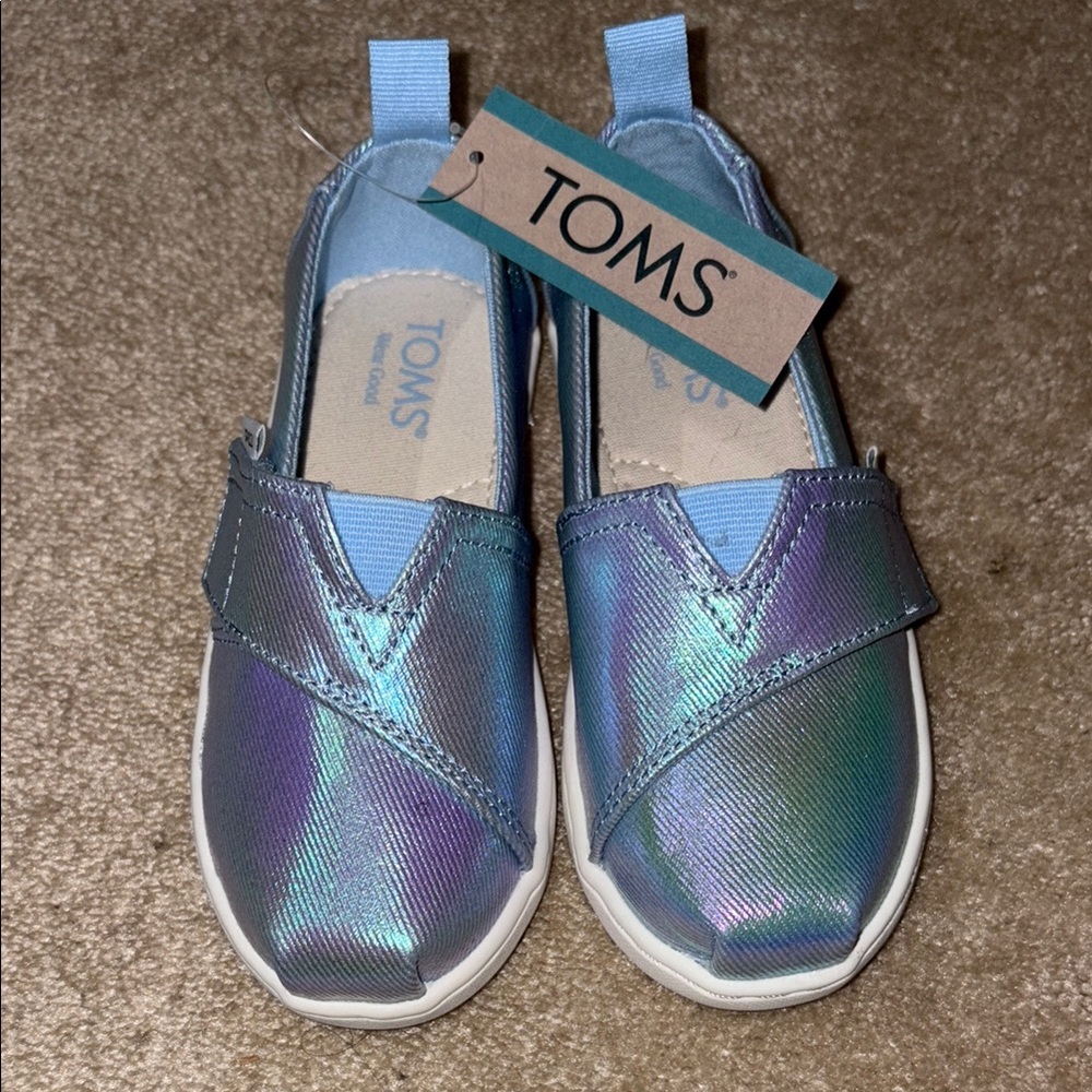 NWT Toms Blue Classic Slip-On canvas